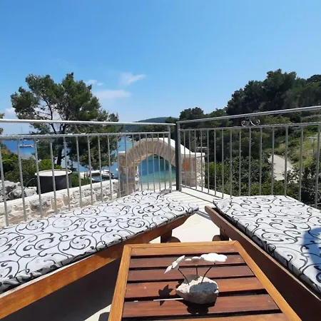 House Isabella Holiday home Necujam