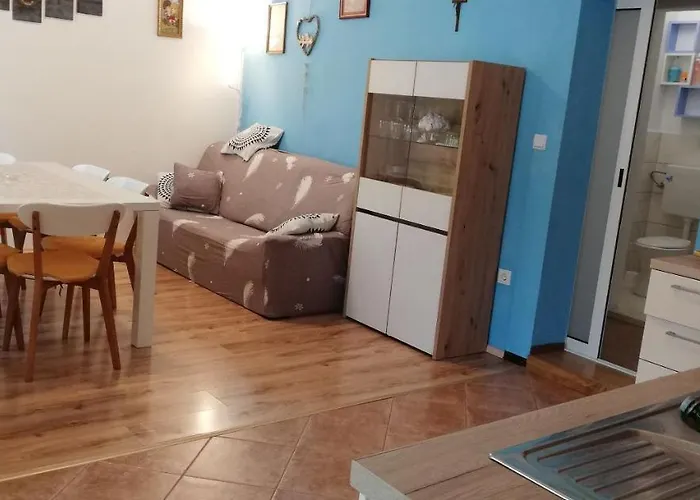 Vikendica House Isabella