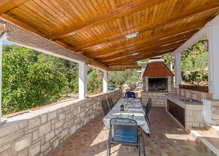 House Isabella Tatil Evi Nečujam