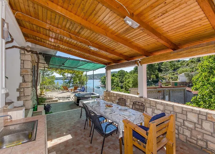 House Isabella Tatil Evi Nečujam