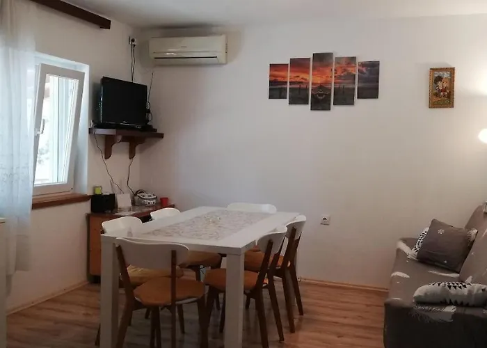 House Isabella Tatil Evi Nečujam