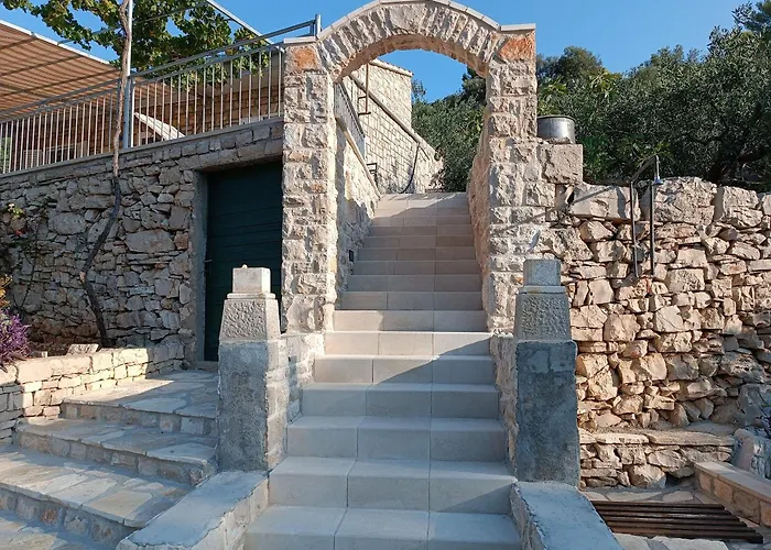 House Isabella Tatil Evi